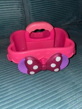 Minnie Mouse pink plastic accessory caddy